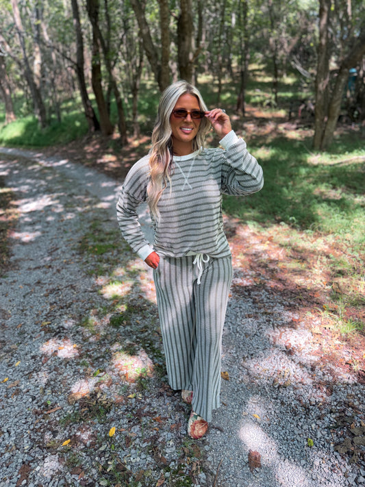 Settled In Set- Ribbed Moss Olive