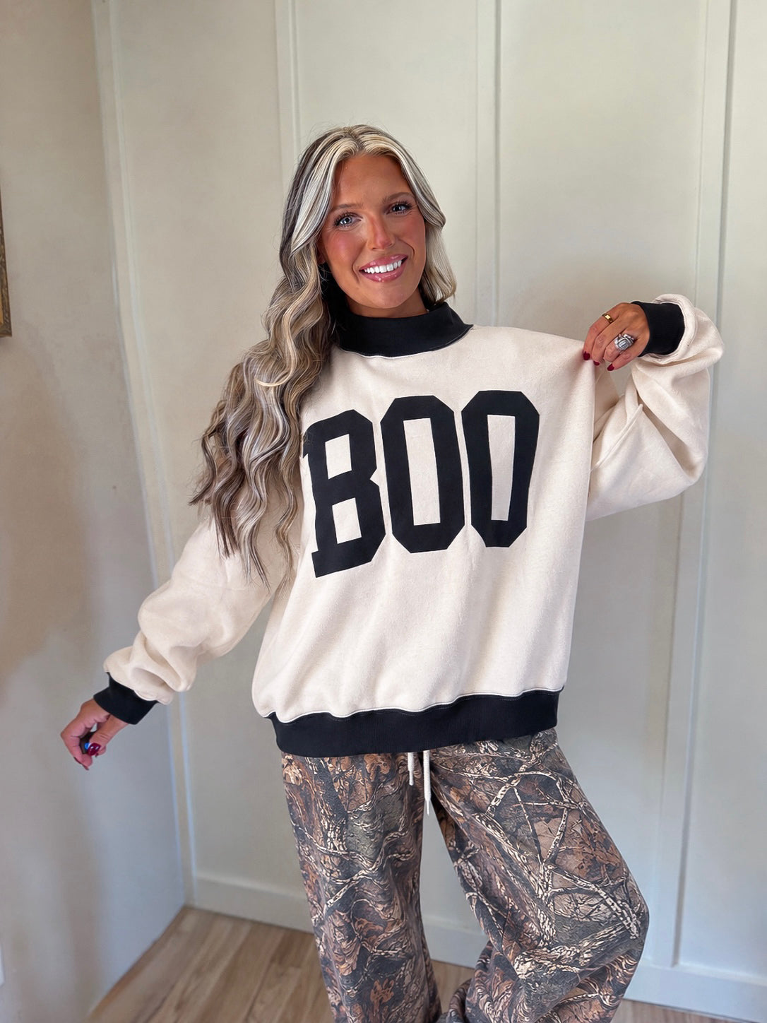 BOO 👻 Reversible Mockneck - Black & White
