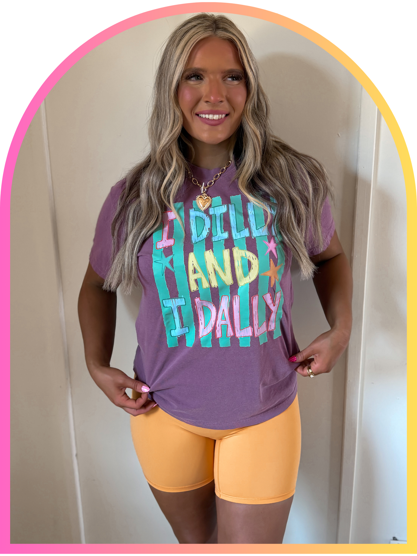 Dilly Dally - tee