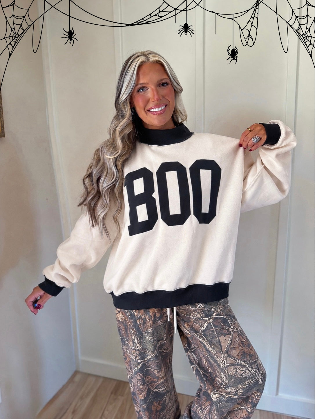 BOO 👻 Reversible Mockneck - Black & White